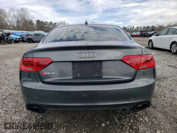 ✅ 2013 Audi RS 5 • VIN: WUAC6AFR5DA900998 • Lot: 41709785. Listed on Copart with 32,694 mi. Free auction sales archive from the USA and detailed vehicle history report at DreamBid. Image 6.
