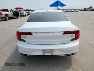 ✅ 2017 Volvo S90 Momentum • VIN: YV1A22MK3H1013153 • Лот: 70625425. Опубликован ранее на Copart с пробегом 110 169 миль. Бесплатный доступ к архиву аукционных продаж из США и подробный отчёт об истории автомобиля на DreamBid. Изображение 6.