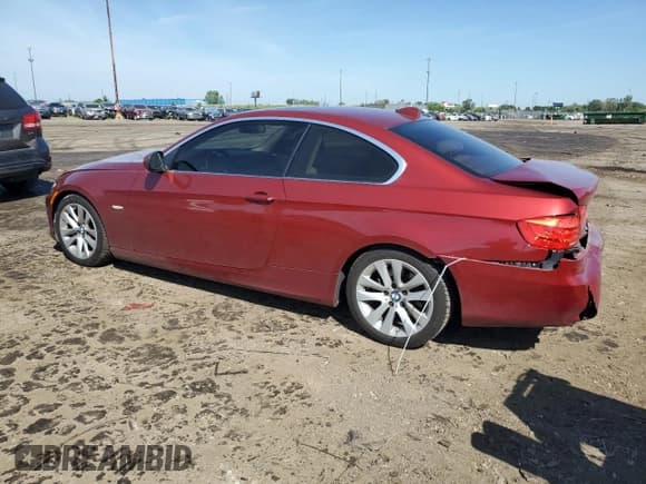✅ 2013 BMW 3 Series 328i • VIN: WBAKE3C59DE771775 • Lot: 65890715. Wystawiony na Copart z przebiegiem 69 791 mil. Bezpłatny archiwum sprzedaży aukcyjnych z USA i szczegółowy raport historii pojazdu na DreamBid. Zdjęcie 2.