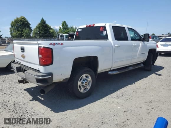 ✅ 2015 Chevrolet Silverado 2500HD LT • VIN: 1GC1KVE81FF569150 • Lot: 60851455. Listed on Copart with 165,938 mi. Free auction sales archive from the USA and detailed vehicle history report at DreamBid. Image 3.