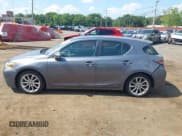 ✅ 2012 Lexus CT 200h Premium • VIN: JTHKD5BH4C2113552 • Lot: 42778978. Wystawiony na IAAI z przebiegiem 104 931 mil. Bezpłatny archiwum sprzedaży aukcyjnych z USA i szczegółowy raport historii pojazdu na DreamBid. Zdjęcie 14.