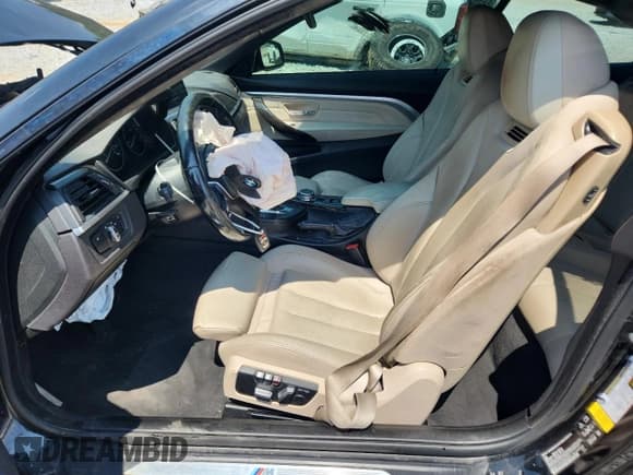 ✅ 2016 BMW 4 Series 428i xDrive • VIN: WBA3T1C51GP822872 • Lot: 62251935. Wystawiony na Copart z przebiegiem 155 812 mil. Bezpłatny archiwum sprzedaży aukcyjnych z USA i szczegółowy raport historii pojazdu na DreamBid. Zdjęcie 7.