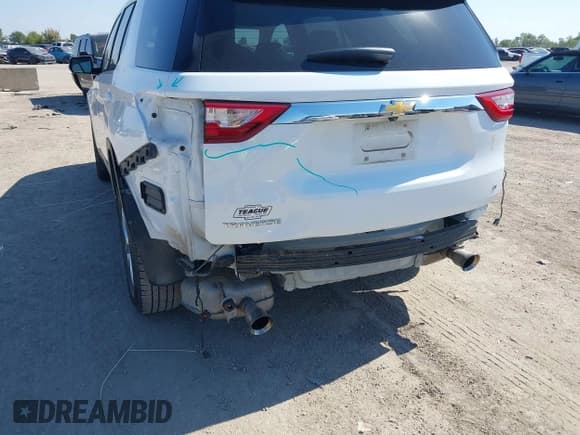 ✅ 2020 Chevrolet Traverse LT Cloth • VIN: 1GNERGKW4LJ115132 • Лот: 43346660. Опубликован ранее на IAAI с пробегом 61 404 миль. Бесплатный доступ к архиву аукционных продаж из США и подробный отчёт об истории автомобиля на DreamBid. Изображение 6.