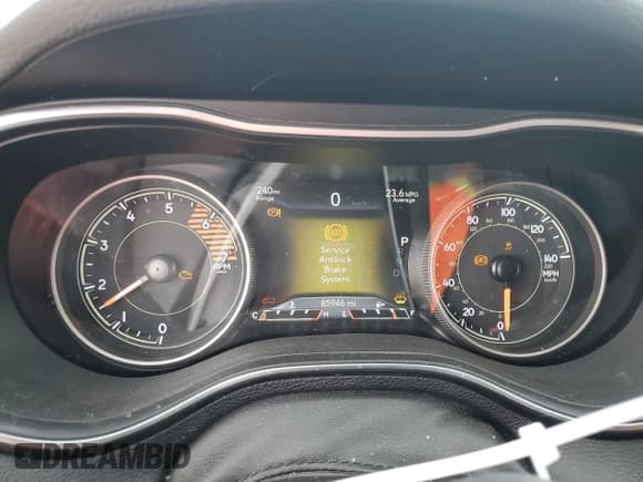 ✅ 2020 Jeep Cherokee Trailhawk Elite • VIN: 1C4PJMBN1LD534178 • Лот: 68252364. Опубликован ранее на Copart с пробегом 85 946 миль. Бесплатный доступ к архиву аукционных продаж из США и подробный отчёт об истории автомобиля на DreamBid. Изображение 9.