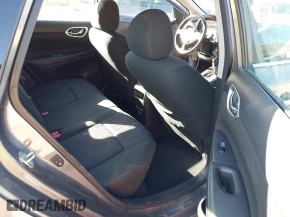 ✅ 2019 Nissan Sentra S • VIN: 3N1AB7AP2KY374737 • Лот: 43459225. Опубликован ранее на IAAI с пробегом 113 366 миль. Бесплатный доступ к архиву аукционных продаж из США и подробный отчёт об истории автомобиля на DreamBid. Изображение 8.