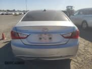 ✅ 2013 Hyundai Sonata SE • VIN: 5NPEC4AC2DH538320 • Lot: 76989084. Listed on Copart with 197,136 mi. Free auction sales archive from the USA and detailed vehicle history report at DreamBid. Image 6.