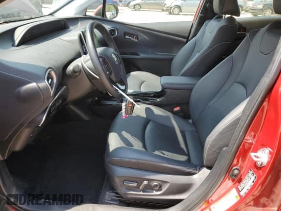 ✅ 2022 Toyota Prius LE • VIN: JTDKAMFP5N3204588 • Лот: 60896045. Опубликован ранее на Copart с пробегом 8 092 миль. Бесплатный доступ к архиву аукционных продаж из США и подробный отчёт об истории автомобиля на DreamBid. Изображение 7.