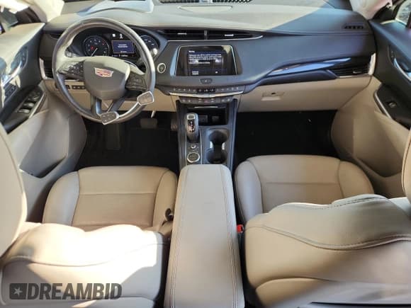 ✅ 2019 Cadillac XT4 FWD Premium Luxury • VIN: 1GYFZCR45KF171408 • Lot: 59739415. Listed on Copart with 16,775 mi. Free auction sales archive from the USA and detailed vehicle history report at DreamBid. Image 8.