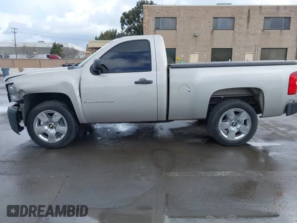 ✅ 2007 Chevrolet Silverado 1500 Work Truck • VIN: 1GCEC14X97Z612357 • Лот: 41814559. Опубликован ранее на IAAI с пробегом 176 664 миль. Бесплатный доступ к архиву аукционных продаж из США и подробный отчёт об истории автомобиля на DreamBid. Изображение 14.