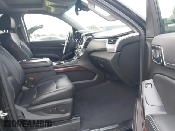 ✅ 2020 GMC Yukon SLT • VIN: 1GKS2BKC8LR207455 • Lot: 43407475. Listed on IAAI with 106,021 mi. Free auction sales archive from the USA and detailed vehicle history report at DreamBid. Image 5.