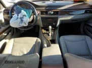 ✅ 2006 BMW 3 Series 325i • VIN: WBAVB17596NK37957 • Lot: 87103725. Wystawiony na Copart z przebiegiem 107 303 mil. Bezpłatny archiwum sprzedaży aukcyjnych z USA i szczegółowy raport historii pojazdu na DreamBid. Zdjęcie 8.