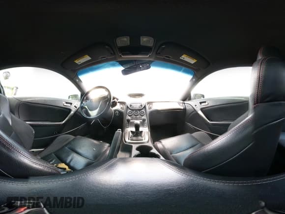 ✅ 2015 Hyundai Genesis Coupe Ultimate • VIN: KMHHU6KJ0FU129983 • Lot: 42420357. Wystawiony na IAAI z przebiegiem 104 870 mil. Bezpłatny archiwum sprzedaży aukcyjnych z USA i szczegółowy raport historii pojazdu na DreamBid. Zdjęcie 19.