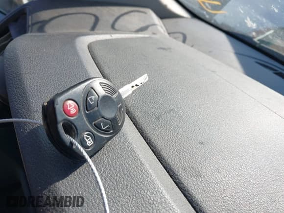 ✅ 2018 Ford Transit • VIN: 1FTYR2ZMXJKA21812 • Lot: 43054561. Wystawiony na IAAI z przebiegiem 219 255 mil. Bezpłatny archiwum sprzedaży aukcyjnych z USA i szczegółowy raport historii pojazdu na DreamBid. Zdjęcie 11.