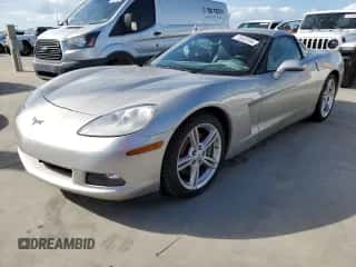 2008 Chevrolet Corvette с VIN 1G1YY25W585111039, выставлен на аукционе Copart как лот 75053184 с пробегом Не указан миль и На запчасти • Non repairable. История ставок и продаж доступна на DreamBid. Изображение 1.