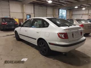 ✅ 2005 Hyundai Elantra GLS • VIN: KMHDN56D65U171907 • Lot: 41051694. Wystawiony na IAAI z przebiegiem 103 899 mil. Bezpłatny archiwum sprzedaży aukcyjnych z USA i szczegółowy raport historii pojazdu na DreamBid. Zdjęcie 3.