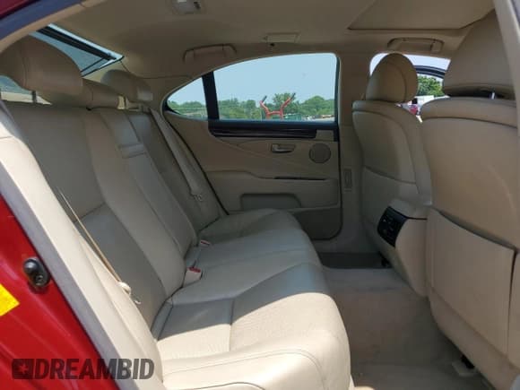 ✅ 2013 Lexus LS 460 • VIN: JTHCL5EF1D5018867 • Lot: 59937505. Listed on Copart with 116,447 mi. Free auction sales archive from the USA and detailed vehicle history report at DreamBid. Image 10.