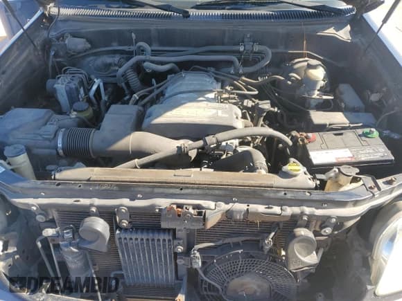 ✅ 2002 Toyota Sequoia SR5 • VIN: 5TDZT34A02S069290 • Lot: 85573245. Listed on Copart with Not provided. Free auction sales archive from the USA and detailed vehicle history report at DreamBid. Image 12.