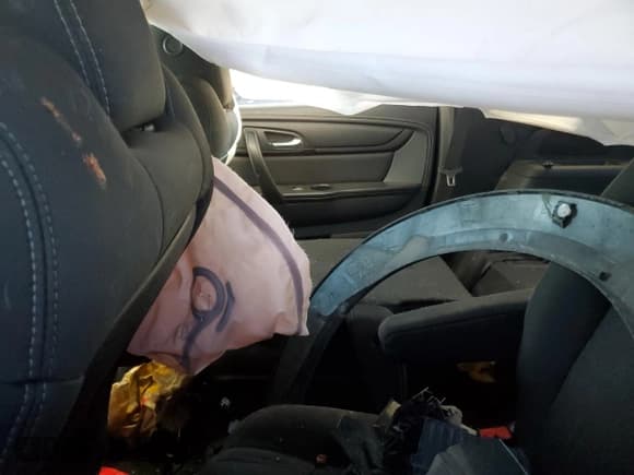 ✅ 2016 Chevrolet Traverse LT • VIN: 1GNKVHKD3GJ113767 • Lot: 72756604. Wystawiony na Copart z przebiegiem Nie podano. Bezpłatny archiwum sprzedaży aukcyjnych z USA i szczegółowy raport historii pojazdu na DreamBid. Zdjęcie 10.