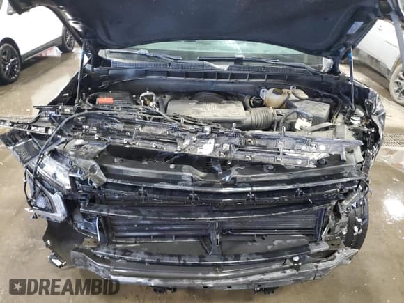 ✅ 2022 Chevrolet Tahoe LT • VIN: 1GNSKNKD5NR122198 • Lot: 92277295. Listed on Copart with 67,604 mi. Free auction sales archive from the USA and detailed vehicle history report at DreamBid. Image 12.