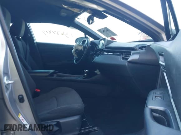 ✅ 2018 Toyota C-HR XLE • VIN: NMTKHMBX6JR015344 • Lot: 43637814. Listed on IAAI with 223,771 mi. Free auction sales archive from the USA and detailed vehicle history report at DreamBid. Image 5.