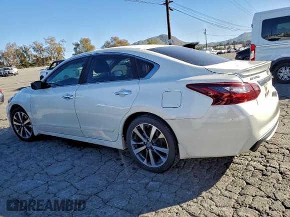 ✅ 2017 Nissan Altima SV • VIN: 1N4AL3AP1HC162275 • Lot: 95310265. Listed on Copart with 123,053 mi. Free auction sales archive from the USA and detailed vehicle history report at DreamBid. Image 2.