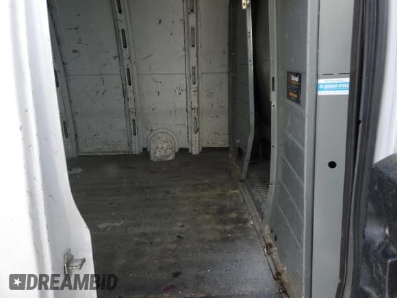 ✅ 2017 Chevrolet Express Cargo • VIN: 1GCZGGFG3H1122759 • Lot: 88526645. Listed on Copart with 151,657 mi. Free auction sales archive from the USA and detailed vehicle history report at DreamBid. Image 11.