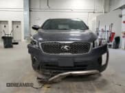 ✅ 2017 Kia Sorento SXL • VIN: 5XYPKDA12HG329666 • Lot: 86306145. Wystawiony na Copart z przebiegiem 101 484 mil. Bezpłatny archiwum sprzedaży aukcyjnych z USA i szczegółowy raport historii pojazdu na DreamBid. Zdjęcie 5.