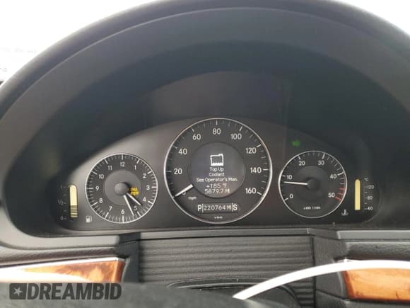 ✅ 2008 Mercedes-Benz E 320 • VIN: WDBUF22XX8B320317 • Lot: 90649045. Listed on Copart with 220,764 mi. Free auction sales archive from the USA and detailed vehicle history report at DreamBid. Image 9.