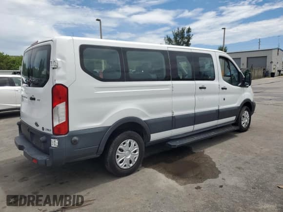 ✅ 2017 Ford Transit XL • VIN: 1FBZX2ZMXHKB12894 • Lot: 66278195. Wystawiony na Copart z przebiegiem 75 199 mil. Bezpłatny archiwum sprzedaży aukcyjnych z USA i szczegółowy raport historii pojazdu na DreamBid. Zdjęcie 3.