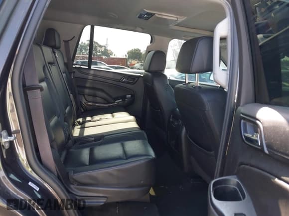 ✅ 2017 Chevrolet Tahoe LT • VIN: 1GNSCBKC9HR191807 • Lot: 42655583. Listed on IAAI with 149,090 mi. Free auction sales archive from the USA and detailed vehicle history report at DreamBid. Image 8.