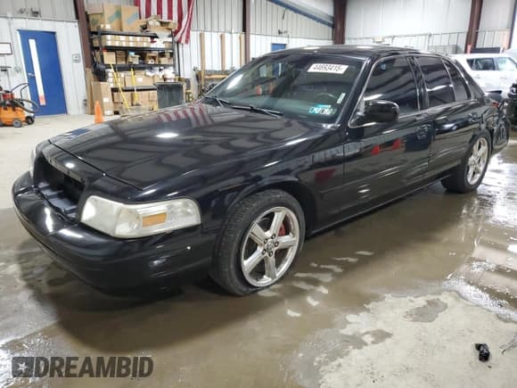 ✅ 2003 Mercury Marauder • VIN: 2MEHM75V43X615160 • Lot: 44693415. Wystawiony na Copart z przebiegiem 116 517 mil. Bezpłatny archiwum sprzedaży aukcyjnych z USA i szczegółowy raport historii pojazdu na DreamBid. Zdjęcie 1.