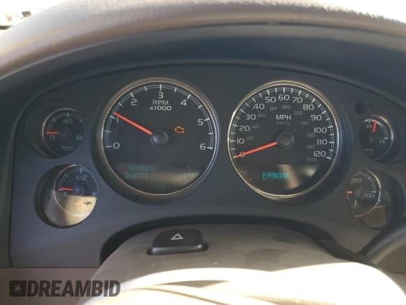 ✅ 2013 Chevrolet Tahoe LTZ • VIN: 1GNSCCE01DR365631 • Lot: 80849565. Listed on Copart with 260,352 mi. Free auction sales archive from the USA and detailed vehicle history report at DreamBid. Image 9.