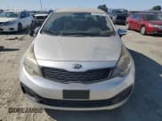 ✅ 2013 Kia Rio LX • VIN: KNADM4A36D6306903 • Лот: 65384085. Опубликован ранее на Copart с пробегом 50 058 миль. Бесплатный доступ к архиву аукционных продаж из США и подробный отчёт об истории автомобиля на DreamBid. Изображение 5.