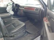 ✅ 2010 Chevrolet Suburban LT • VIN: 1GNUKJE38AR220673 • Lot: 42626250. Listed on IAAI with 239,771 mi. Free auction sales archive from the USA and detailed vehicle history report at DreamBid. Image 5.