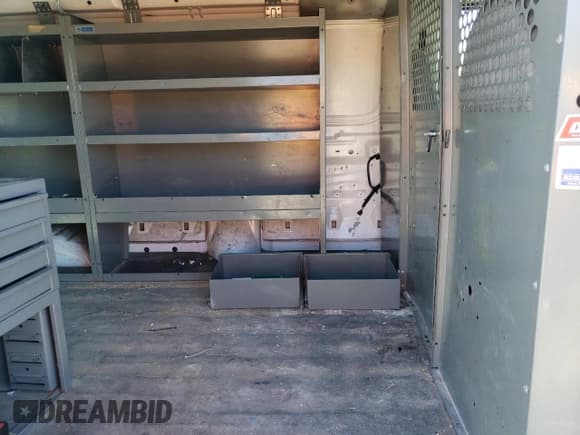 ✅ 2005 Ford Econoline Cargo • VIN: 1FTRE14W35HA84725 • Lot: 55460505. Listed on Copart with 232,875 mi. Free auction sales archive from the USA and detailed vehicle history report at DreamBid. Image 11.