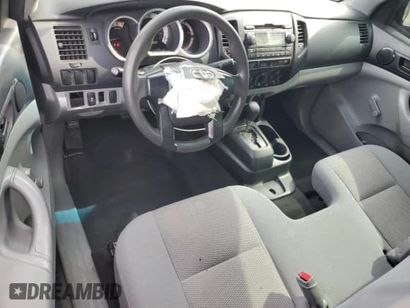 ✅ 2012 Toyota Tacoma • VIN: 5TFNX4CN5CX015427 • Lot: 91231265. Wystawiony na Copart z przebiegiem 232 381 mil. Bezpłatny archiwum sprzedaży aukcyjnych z USA i szczegółowy raport historii pojazdu na DreamBid. Zdjęcie 8.