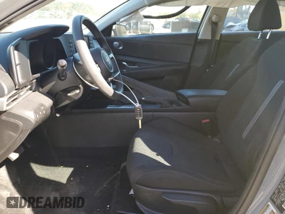 ✅ 2021 Hyundai Elantra SE • VIN: KMHLL4AGXMU213054 • Lot: 82512015. Listed on Copart with 35,778 mi. Free auction sales archive from the USA and detailed vehicle history report at DreamBid. Image 7.