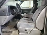 ✅ 2004 Chevrolet Tahoe LS • VIN: 1GNEC13V44R113162 • Lot: 56244545. Listed on Copart with 255,264 mi. Free auction sales archive from the USA and detailed vehicle history report at DreamBid. Image 7.