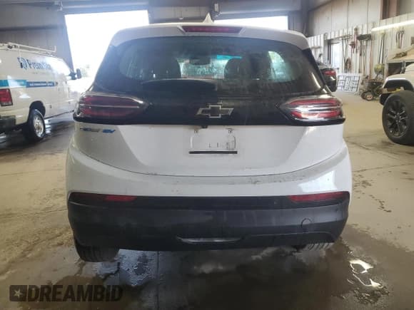 ✅ 2023 Chevrolet Bolt EV 1LT • VIN: 1G1FW6S0XP4184562 • Lot: 64635934. Wystawiony na Copart z przebiegiem 28 212 mil. Bezpłatny archiwum sprzedaży aukcyjnych z USA i szczegółowy raport historii pojazdu na DreamBid. Zdjęcie 6.