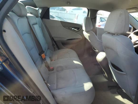 2017 Chevrolet Malibu LS с VIN 1G1ZB5ST9HF136988, выставлен на аукционе Copart как лот 86812275 с пробегом 91 466 миль миль и Списание • Salvage title. История ставок и продаж доступна на DreamBid. Изображение 10.