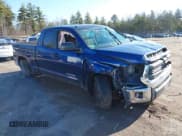 ✅ 2015 Toyota Tundra SR • VIN: 5TFUY5F13FX422819 • Лот: 41981440. Опубликован ранее на IAAI с пробегом 147 219 миль. Бесплатный доступ к архиву аукционных продаж из США и подробный отчёт об истории автомобиля на DreamBid. Изображение 1.