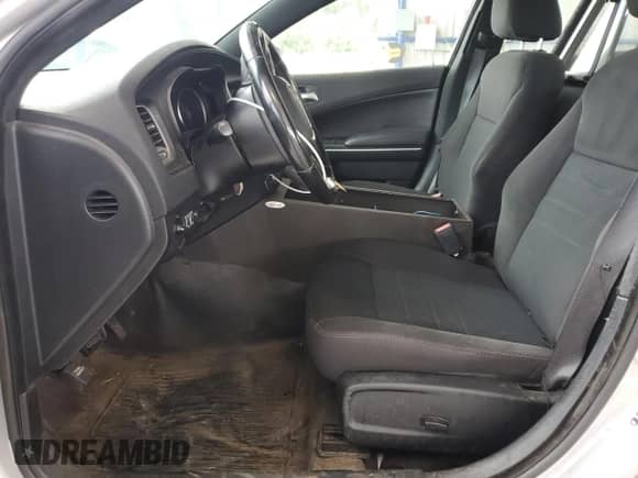 2019 Dodge Charger Police с VIN 2C3CDXAT0KH558470, выставлен на аукционе Copart как лот 66067235 с пробегом 98 349 миль миль и Списание • Salvage title. История ставок и продаж доступна на DreamBid. Изображение 7.