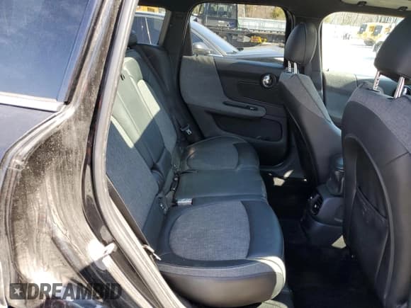 ✅ 2017 MINI Countryman Cooper • VIN: WMZYV5C37H3E01405 • Lot: 52436335. Wystawiony na Copart z przebiegiem 135 357 mil. Bezpłatny archiwum sprzedaży aukcyjnych z USA i szczegółowy raport historii pojazdu na DreamBid. Zdjęcie 10.