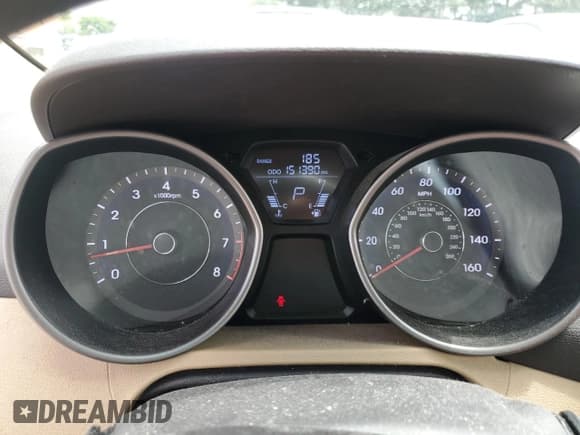 ✅ 2013 Hyundai Elantra Limited • VIN: 5NPDH4AE3DH284969 • Lot: 61418505. Listed on Copart with 151,390 mi. Free auction sales archive from the USA and detailed vehicle history report at DreamBid. Image 9.