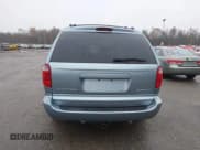 ✅ 2003 Dodge Caravan Sport • VIN: 2D4GP44333R251498 • Lot: 43648414. Wystawiony na IAAI z przebiegiem 106 996 mil. Bezpłatny archiwum sprzedaży aukcyjnych z USA i szczegółowy raport historii pojazdu na DreamBid. Zdjęcie 15.