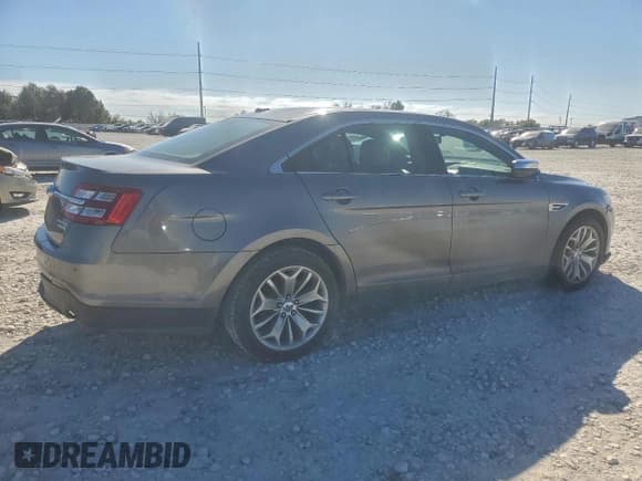 ✅ 2014 Ford Taurus Limited • VIN: 1FAHP2F89EG174242 • Lot: 94319295. Listed on Copart with 224,094 mi. Free auction sales archive from the USA and detailed vehicle history report at DreamBid. Image 3.