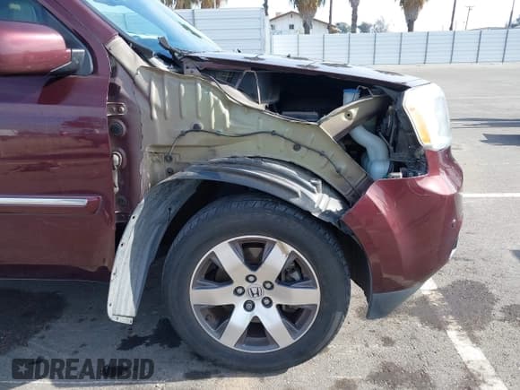 ✅ 2012 Honda Pilot Touring • VIN: 5FNYF3H97CB035548 • Lot: 43653514. Listed on IAAI with 109,118 mi. Free auction sales archive from the USA and detailed vehicle history report at DreamBid. Image 6.