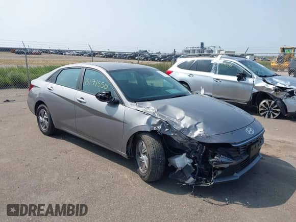 ✅ 2024 Hyundai Elantra SE • VIN: KMHLL4DG5RU841106 • Lot: 43171550. Wystawiony na IAAI z przebiegiem 10 008 mil mil. Skorzystaj z bezpłatnego archiwum sprzedaży aukcyjnych z USA i zobacz szczegółowy raport historii pojazdu na DreamBid. Zdjęcie 1.