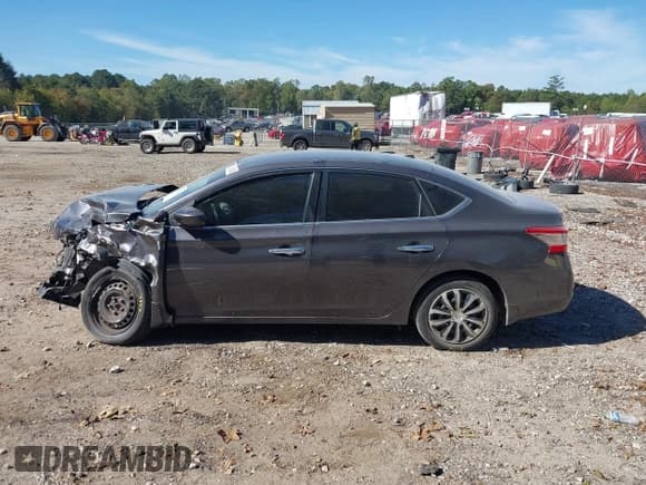 ✅ 2015 Nissan Sentra SV • VIN: 3N1AB7AP5FL644398 • Lot: 43371242. Listed on IAAI with 154,422 mi. Free auction sales archive from the USA and detailed vehicle history report at DreamBid. Image 15.