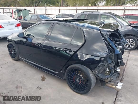 ✅ 2024 Volkswagen Golf R • VIN: WVWEB7CD2RW133019 • Лот: 43554477. Опубликован ранее на IAAI с пробегом 37 464 миль. Бесплатный доступ к архиву аукционных продаж из США и подробный отчёт об истории автомобиля на DreamBid. Изображение 3.